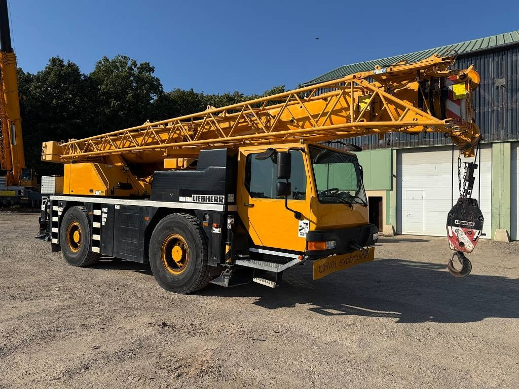 Liebherr LTM 1030-2.1 - Мобилен кран: слика 1 Liebherr LTM 1030-2.1 - Мобилен кран: слика 1