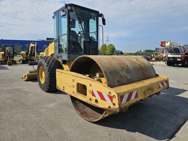 CATERPILLAR CS56 - Компактор: слика 5 CATERPILLAR CS56 - Компактор: слика 5