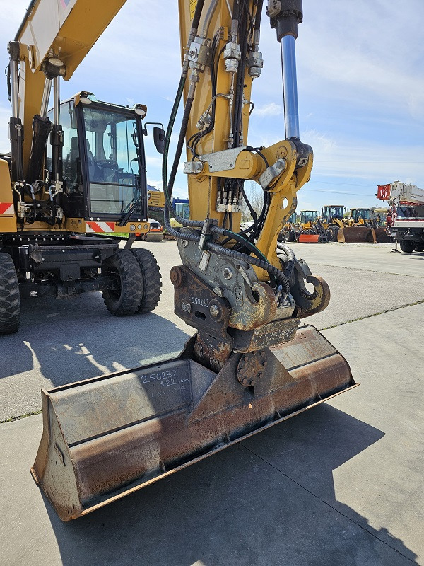Багер на тркала CATERPILLAR M318F: слика 7