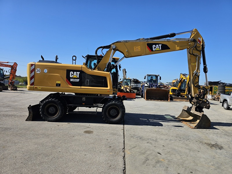 CATERPILLAR M320F - Багер на тркала: слика 5 CATERPILLAR M320F - Багер на тркала: слика 5