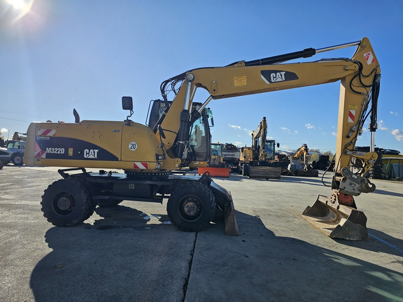 CATERPILLAR M322D - Багер на тркала: слика 4 CATERPILLAR M322D - Багер на тркала: слика 4