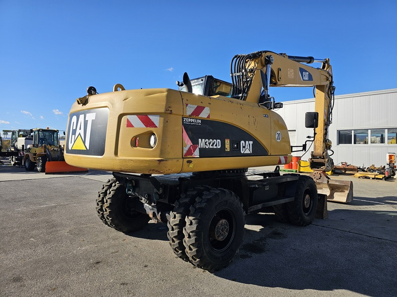 CATERPILLAR M322D - Багер на тркала: слика 3 CATERPILLAR M322D - Багер на тркала: слика 3