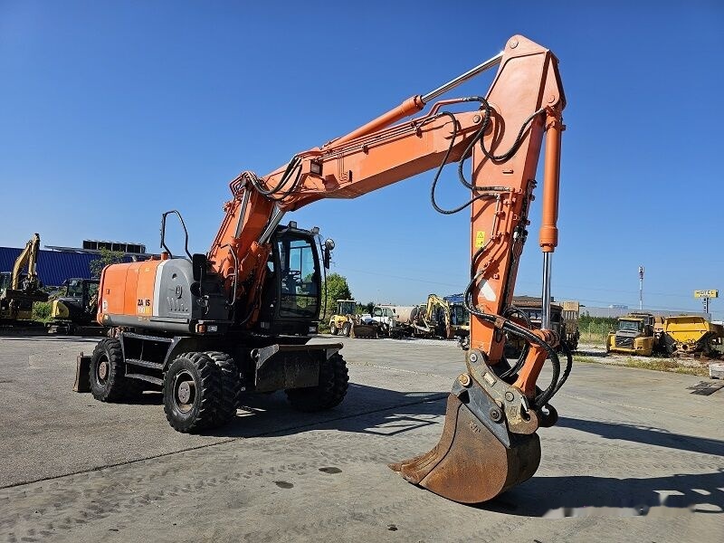 Hitachi ZX190W-3 - Багер на тркала: слика 5 Hitachi ZX190W-3 - Багер на тркала: слика 5