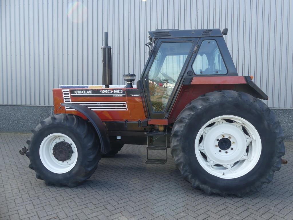 Fiat New Holland 180-90 4WD - Трактор: слика 4 Fiat New Holland 180-90 4WD - Трактор: слика 4