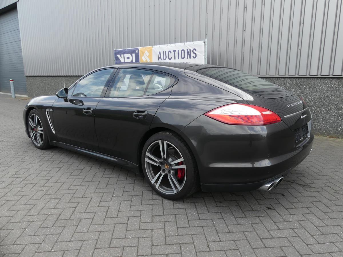 Porsche Panamera, Platina Edition - Седан: слика 4 Porsche Panamera, Platina Edition - Седан: слика 4