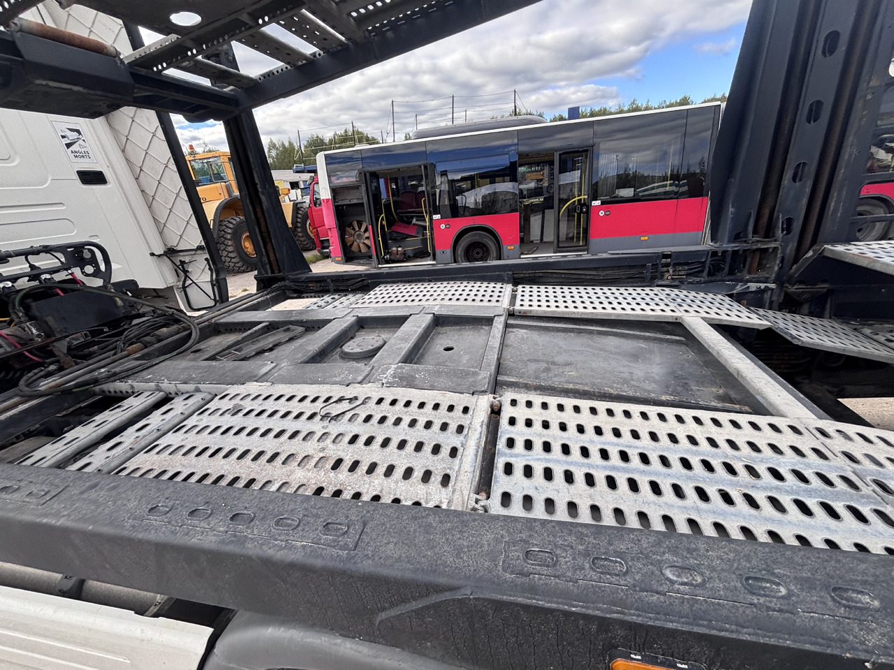 Автотранспортна полуприколка Rolfo Rolfo S2r1: слика 10 Автотранспортна полуприколка Rolfo Rolfo S2r1: слика 10