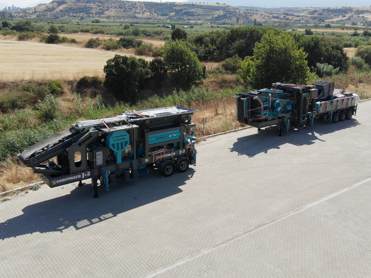 Constmach Mobile Prallbrech- und Siebanlage mit einer Kapazität von 150-200 Tonnen - Мобилна дробилка: слика 2 Constmach Mobile Prallbrech- und Siebanlage mit einer Kapazität von 150-200 Tonnen - Мобилна дробилка: слика 2