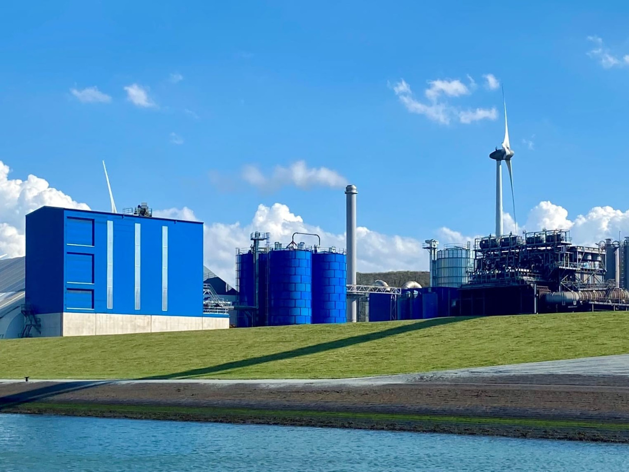 Constmach Silo à Ciment d'une Capacité de 3000 Tonnes - Силос за цемент: слика 2 Constmach Silo à Ciment d'une Capacité de 3000 Tonnes - Силос за цемент: слика 2