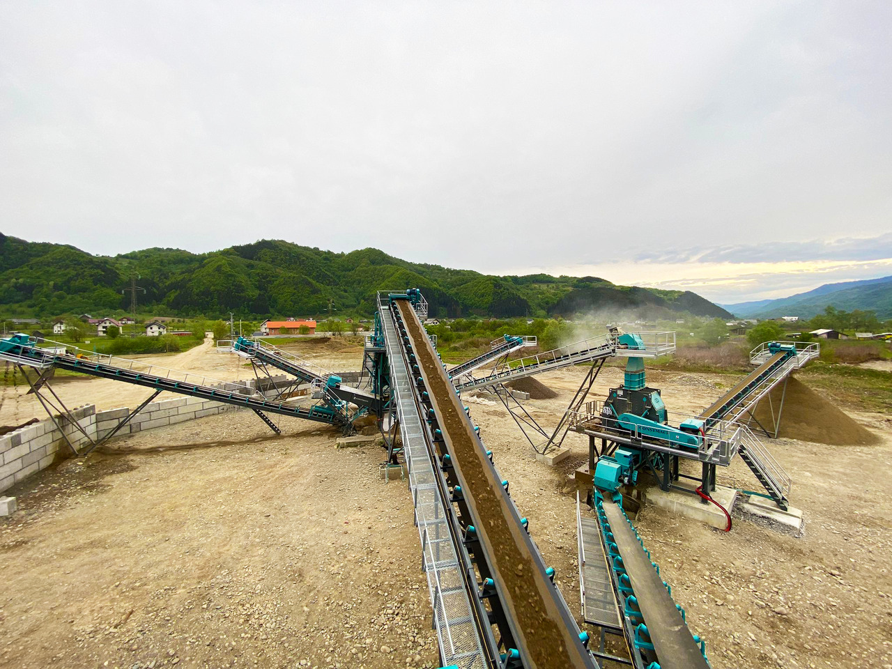 Constmach Stationary Washing And Screening Plant (Sand, Gravel, Gravel Washing And Screening) - Градежно сито: слика 5 Constmach Stationary Washing And Screening Plant (Sand, Gravel, Gravel Washing And Screening) - Градежно сито: слика 5