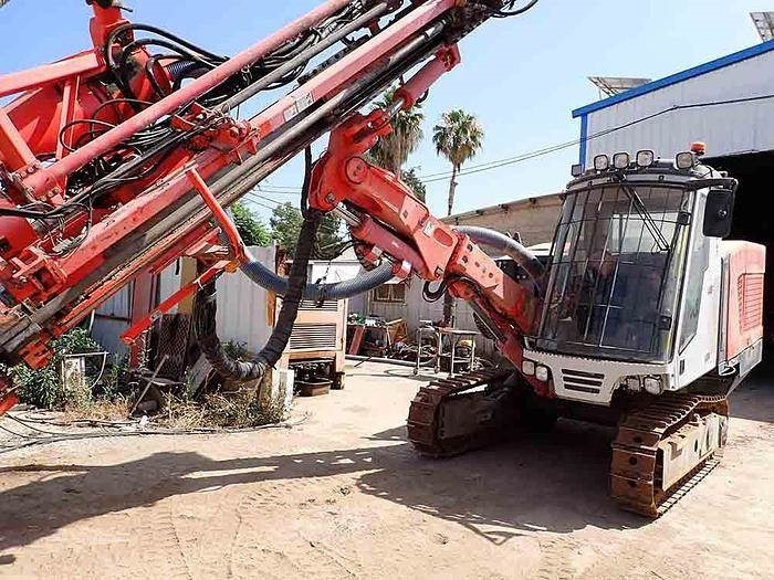 Sandvik DP1100I - Машина за бушење: слика 3 Sandvik DP1100I - Машина за бушење: слика 3