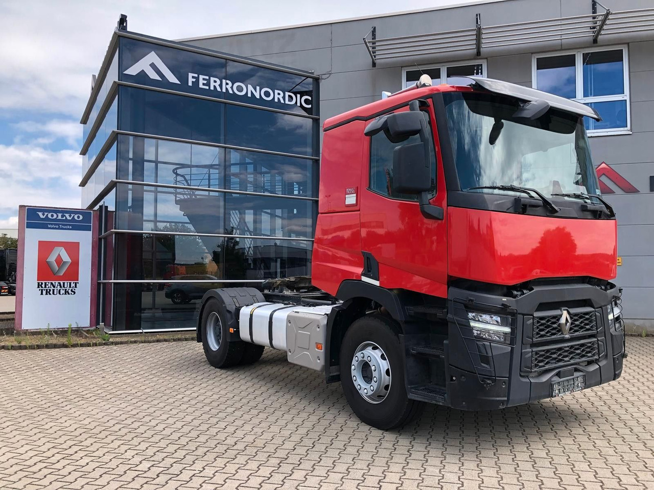 Renault C480 Kipphydraulik*AP Achsen*TÜV NEU - Камион влекач: слика 1 Renault C480 Kipphydraulik*AP Achsen*TÜV NEU - Камион влекач: слика 1