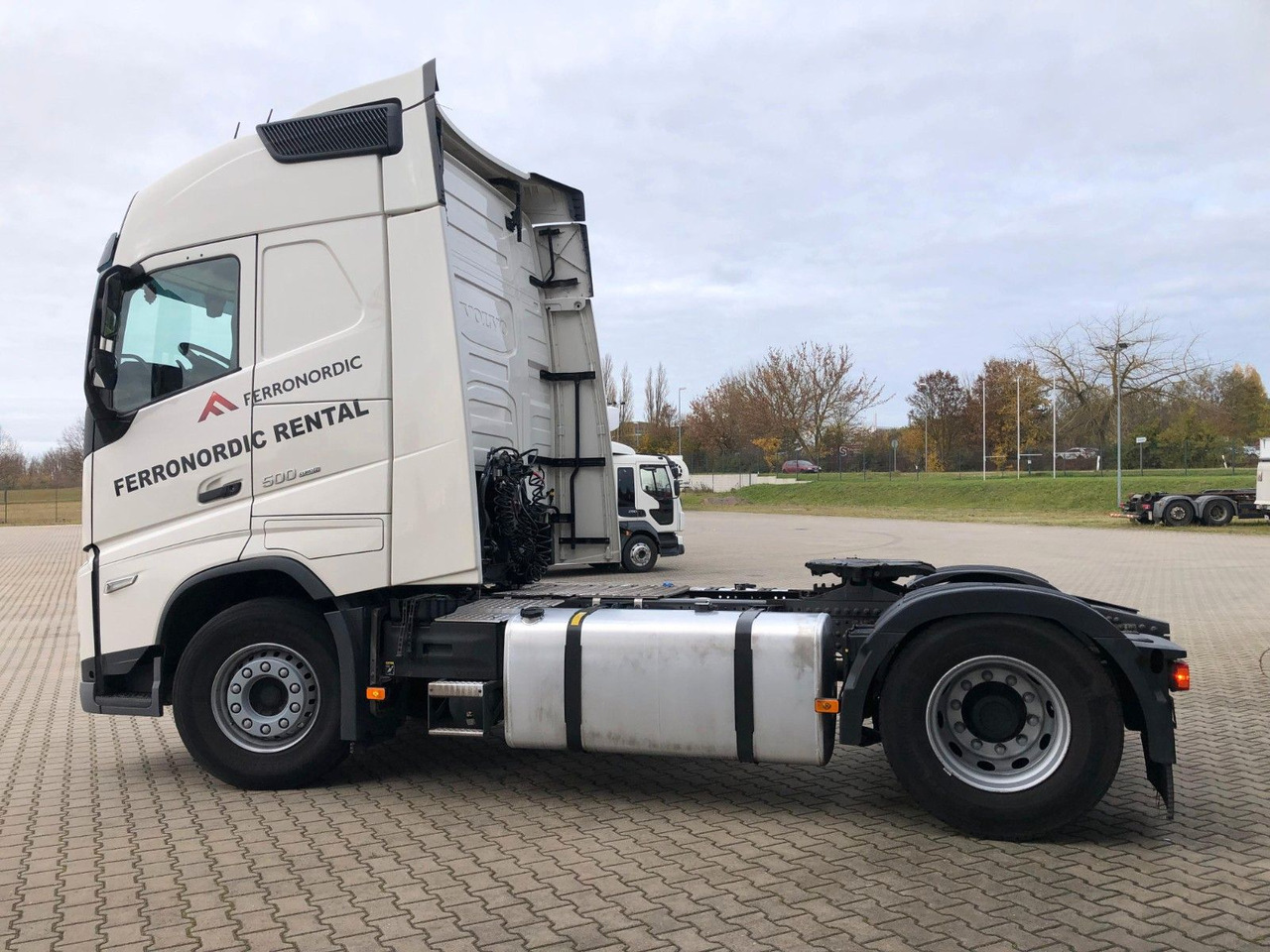 Volvo FH500 2Tanks*IP-Cool*KEIN NO TurboCompound - Камион влекач: слика 3 Volvo FH500 2Tanks*IP-Cool*KEIN NO TurboCompound - Камион влекач: слика 3