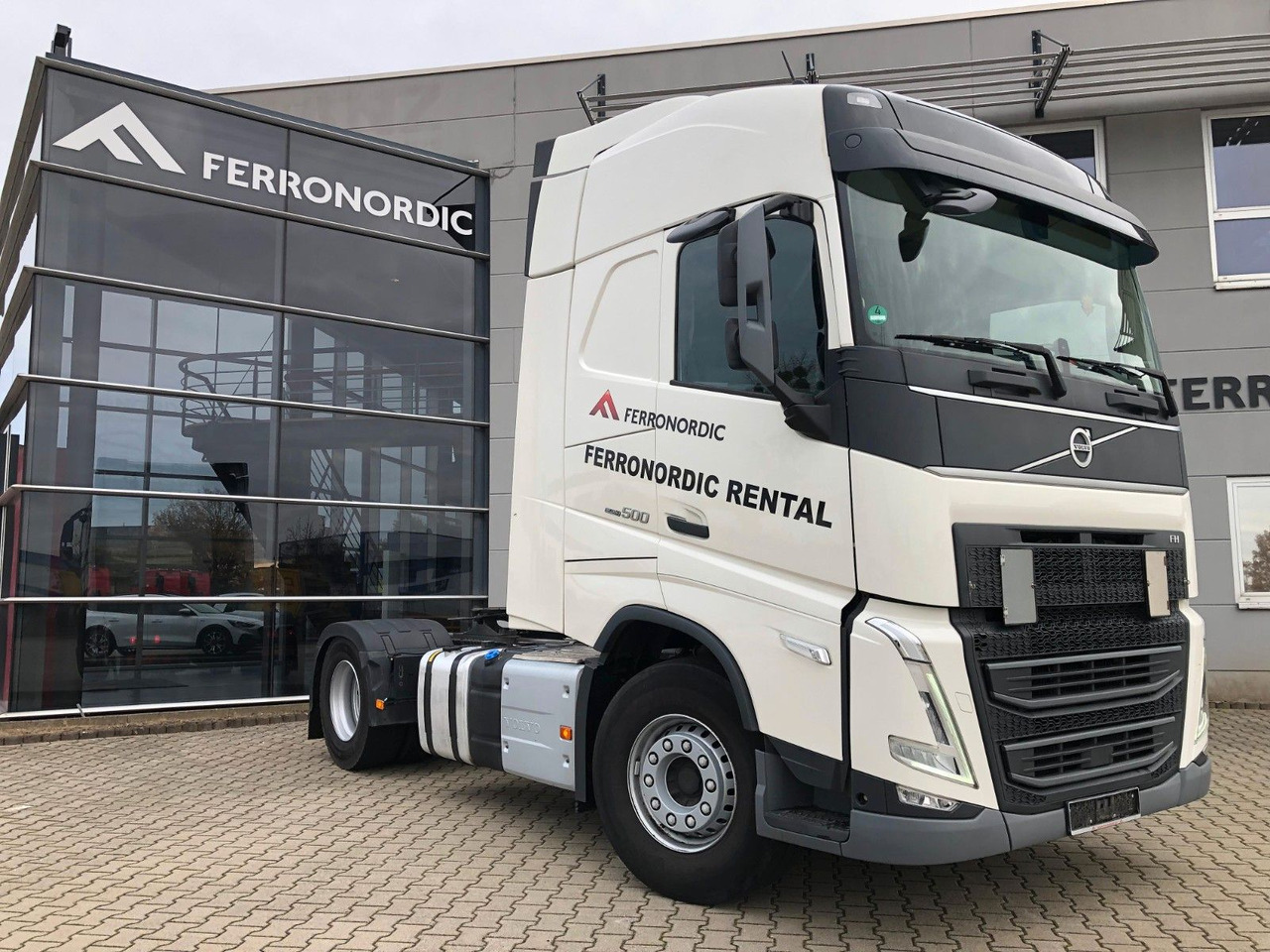 Volvo FH500 2Tanks*IP-Cool*KEIN NO TurboCompound - Камион влекач: слика 1 Volvo FH500 2Tanks*IP-Cool*KEIN NO TurboCompound - Камион влекач: слика 1