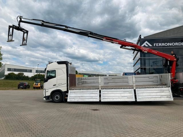 Volvo FH460 8x2 TRIDEM VLA&NLA gelenkt*FASSI F215AS.24 - Камион со платформа, Камион со кран: слика 3 Volvo FH460 8x2 TRIDEM VLA&NLA gelenkt*FASSI F215AS.24 - Камион со платформа, Камион со кран: слика 3