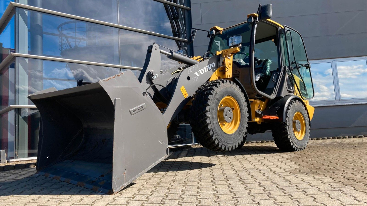 Volvo JL25H Electric *Auch Miete Volvo L25 Electric *Auch Miete*Neuzustand+22+14 kW - Натоварувач на тркала: слика 5 Volvo JL25H Electric *Auch Miete Volvo L25 Electric *Auch Miete*Neuzustand+22+14 kW - Натоварувач на тркала: слика 5