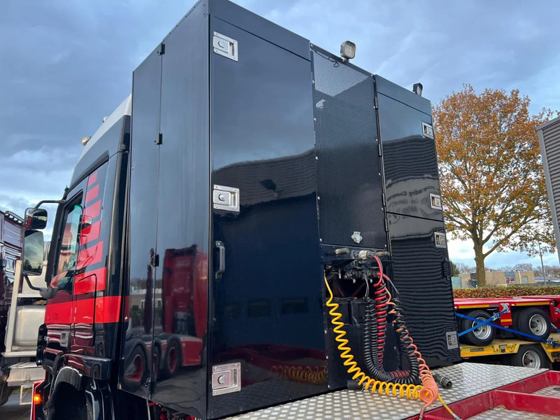 Камион влекач Mercedes-Benz Actros 4460 SLT 8x8 Actros 4460 8x8 SLT: слика 15 Камион влекач Mercedes-Benz Actros 4460 SLT 8x8 Actros 4460 8x8 SLT: слика 15