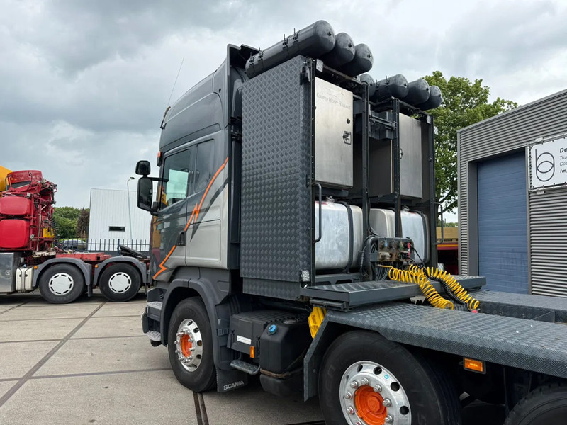 Scania R580 V8 8x4/4 HNA - Камион влекач: слика 3 Scania R580 V8 8x4/4 HNA - Камион влекач: слика 3