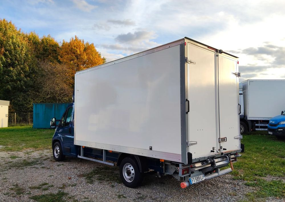 Fiat Ducato - Комбе фургон: слика 4 Fiat Ducato - Комбе фургон: слика 4