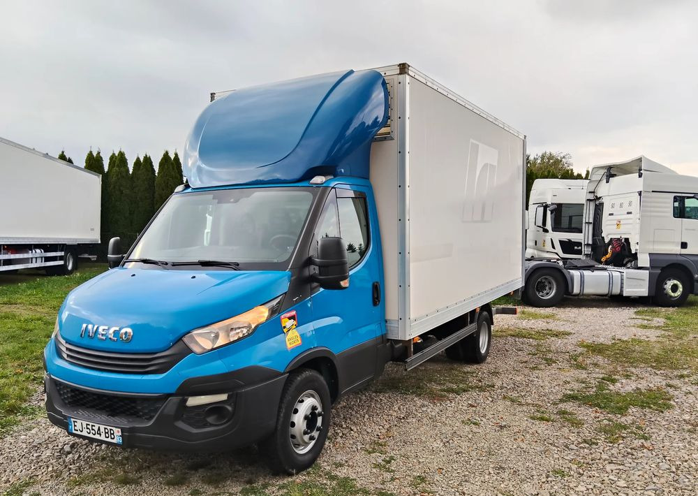 Iveco Daily 70C18 - Камион сандучар: слика 2 Iveco Daily 70C18 - Камион сандучар: слика 2