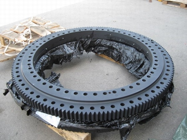 Drehkranz Demag AC 100/4 - Движечки прстен за Градежна машина: слика 1 Drehkranz Demag AC 100/4 - Движечки прстен за Градежна машина: слика 1