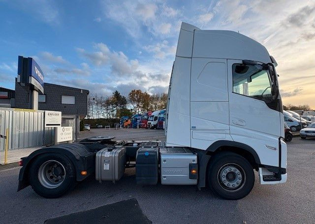 Volvo FH500 4x2T Schubbodenhydraulik - Камион влекач: слика 4 Volvo FH500 4x2T Schubbodenhydraulik - Камион влекач: слика 4