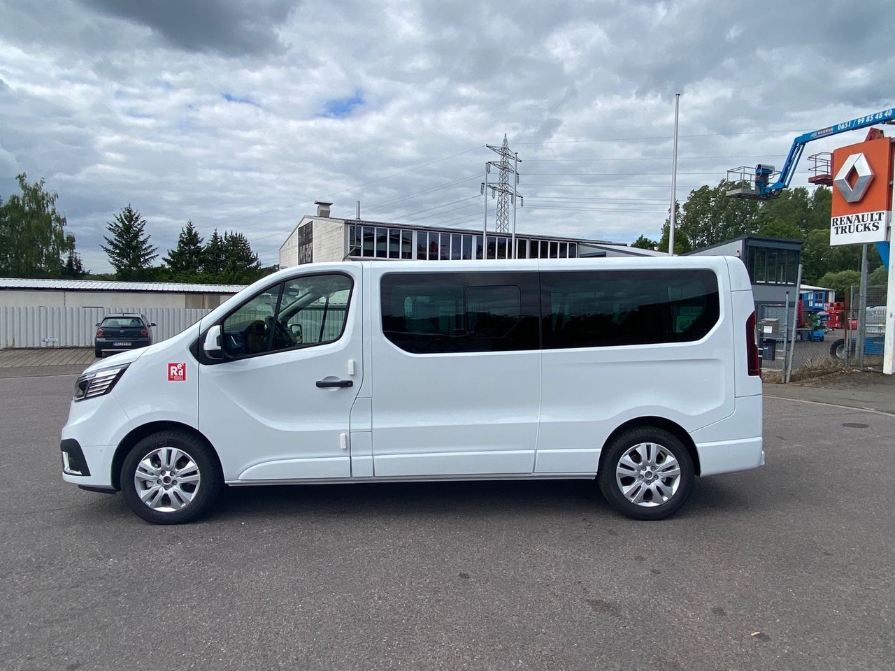 Renault TRAFIC 9-Sitzer L2H1 - Минибус, Патничко комбе: слика 4 Renault TRAFIC 9-Sitzer L2H1 - Минибус, Патничко комбе: слика 4