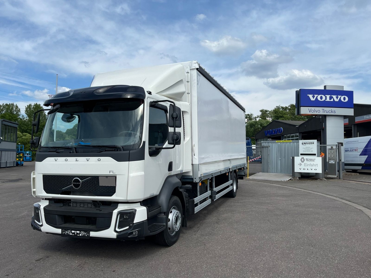 Volvo FL 14.245 Junge Schiebeplanenaufbau LBW - Камион со церада: слика 1 Volvo FL 14.245 Junge Schiebeplanenaufbau LBW - Камион со церада: слика 1