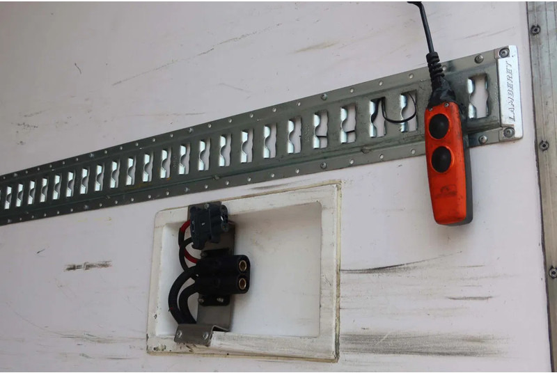 Камион ладилник DAF CF 370 KoelVries+Klep FRC 04-2027 Dhollandia 1500 kg: слика 13 Камион ладилник DAF CF 370 KoelVries+Klep FRC 04-2027 Dhollandia 1500 kg: слика 13