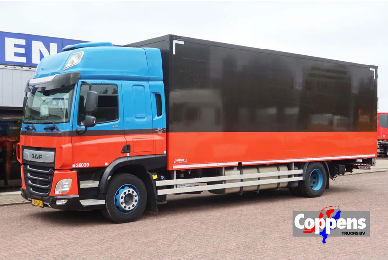 DAF CF 410 Bakwagen + Onderschuif klep - Камион сандучар: слика 1 DAF CF 410 Bakwagen + Onderschuif klep - Камион сандучар: слика 1