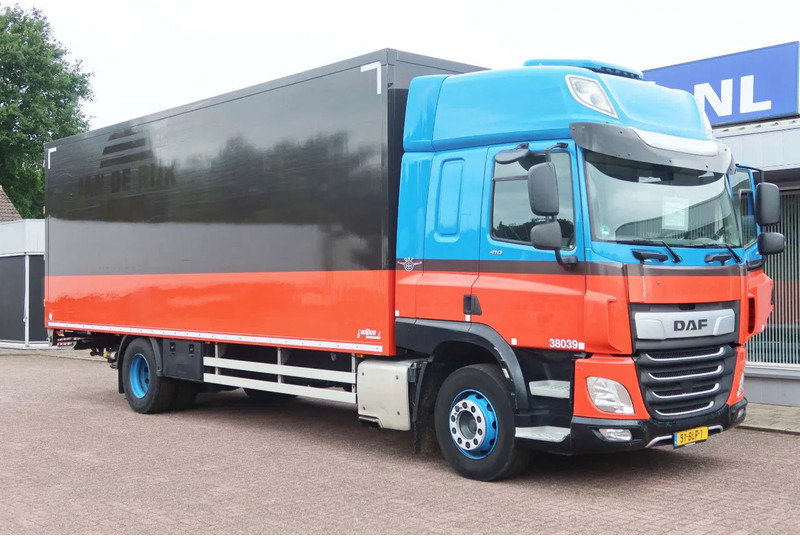 DAF CF 410 Bakwagen + Onderschuif klep - Камион сандучар: слика 2 DAF CF 410 Bakwagen + Onderschuif klep - Камион сандучар: слика 2