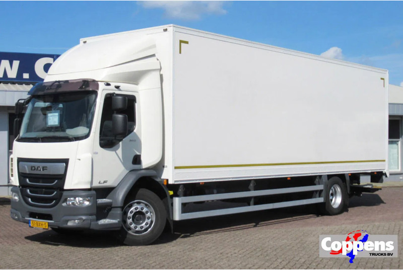 DAF LF 55 320 Euro 6 - Камион сандучар: слика 1 DAF LF 55 320 Euro 6 - Камион сандучар: слика 1