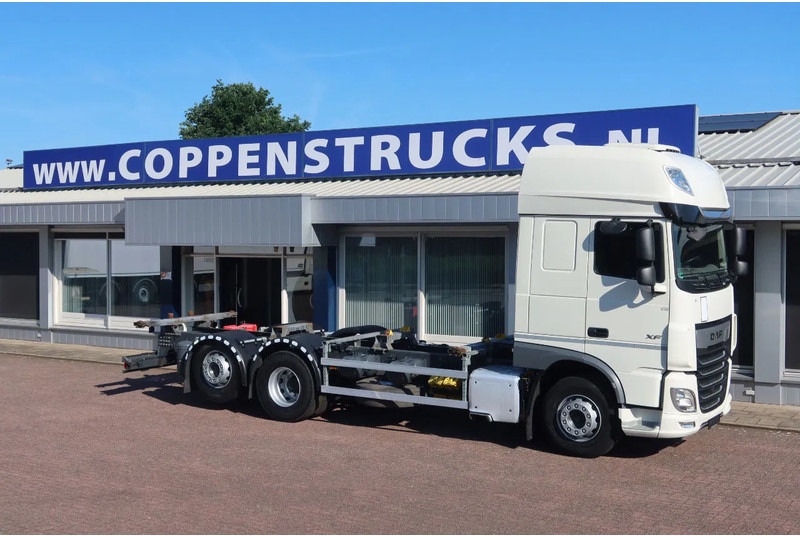 DAF XF 106.450 Wissellaadbaksysteem / Chassis - Транспортер на контејнер/ Камион со променливо тело: слика 2 DAF XF 106.450 Wissellaadbaksysteem / Chassis - Транспортер на контејнер/ Камион со променливо тело: слика 2