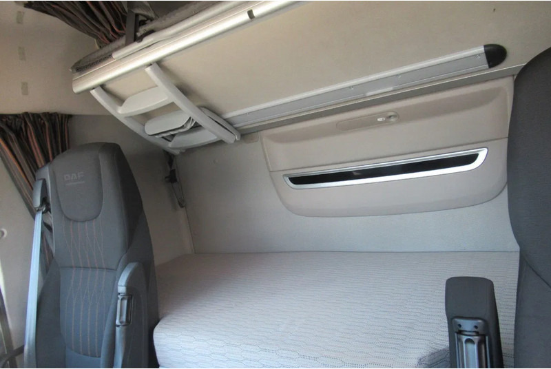 DAF XF 450 FAR BDF Systeem - Транспортер на контејнер/ Камион со променливо тело: слика 4 DAF XF 450 FAR BDF Systeem - Транспортер на контејнер/ Камион со променливо тело: слика 4