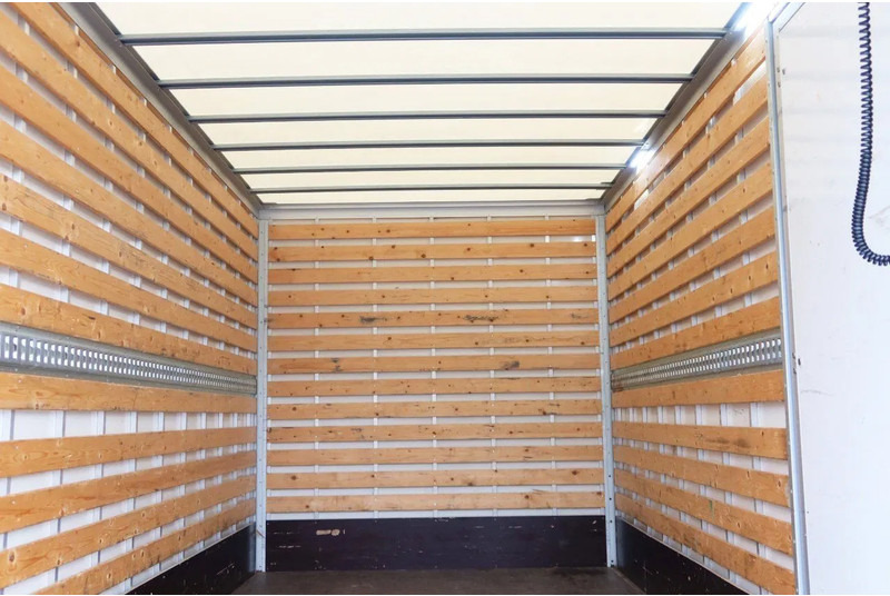 Iveco Daily 35S14 Bak + Klep - Комбе фургон: слика 4 Iveco Daily 35S14 Bak + Klep - Комбе фургон: слика 4