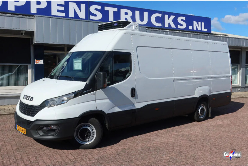 Iveco Daily 35S16 Iveco 35S16 L3/H2 Koel/Vries/ verwarmen Carrier Xarios 350 + 220 volt nacht aansluiting - Комбе ладилник: слика 1 Iveco Daily 35S16 Iveco 35S16 L3/H2 Koel/Vries/ verwarmen Carrier Xarios 350 + 220 volt nacht aansluiting - Комбе ладилник: слика 1