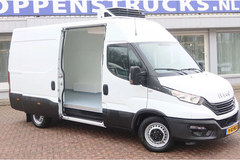 Iveco Daily 35S16 Koelen/vriezen/verwarmen Carrier Xarios 350 + nacht aansluiting 220 volt - Комбе ладилник: слика 3 Iveco Daily 35S16 Koelen/vriezen/verwarmen Carrier Xarios 350 + nacht aansluiting 220 volt - Комбе ладилник: слика 3