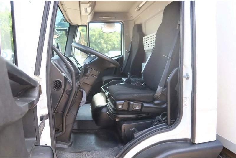 Iveco EuroCargo 120 El 210L Carrier Supra 850 MT Koel/Vries+Klep Bitemp met verplaatsbare wand - Камион ладилник: слика 5 Iveco EuroCargo 120 El 210L Carrier Supra 850 MT Koel/Vries+Klep Bitemp met verplaatsbare wand - Камион ладилник: слика 5