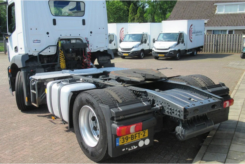 Mercedes-Benz Antos 1833 L - Камион влекач: слика 3 Mercedes-Benz Antos 1833 L - Камион влекач: слика 3