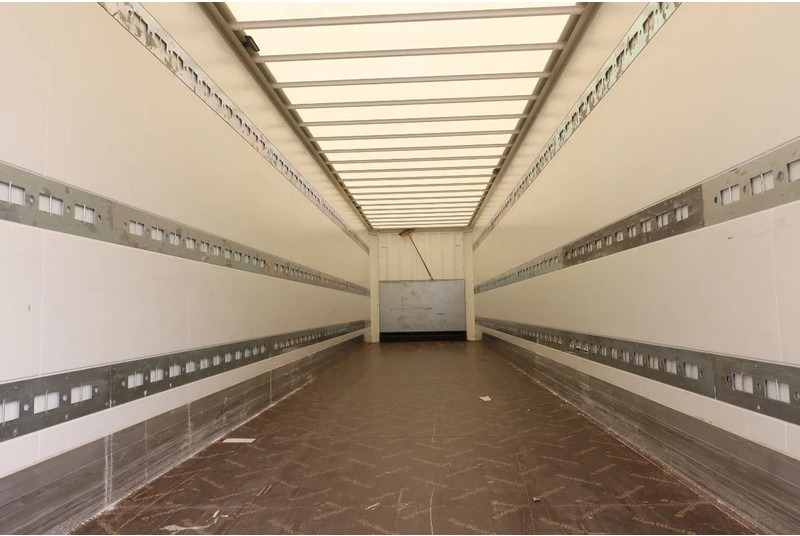 Krone 2 Asser Gesloten Trailer Lift As - Полуприколка сандучар: слика 4 Krone 2 Asser Gesloten Trailer Lift As - Полуприколка сандучар: слика 4