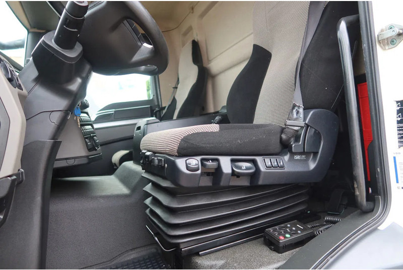 MAN 26.320 TGM Bak+Klep stuur lift as Bar klep 2.000 kg - Камион сандучар: слика 5 MAN 26.320 TGM Bak+Klep stuur lift as Bar klep 2.000 kg - Камион сандучар: слика 5