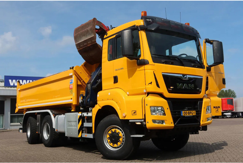 MAN TGS 33.420 2 Zijdige kipper + Kraan 6x6 Stuur as - Кипер, Камион со кран: слика 2 MAN TGS 33.420 2 Zijdige kipper + Kraan 6x6 Stuur as - Кипер, Камион со кран: слика 2