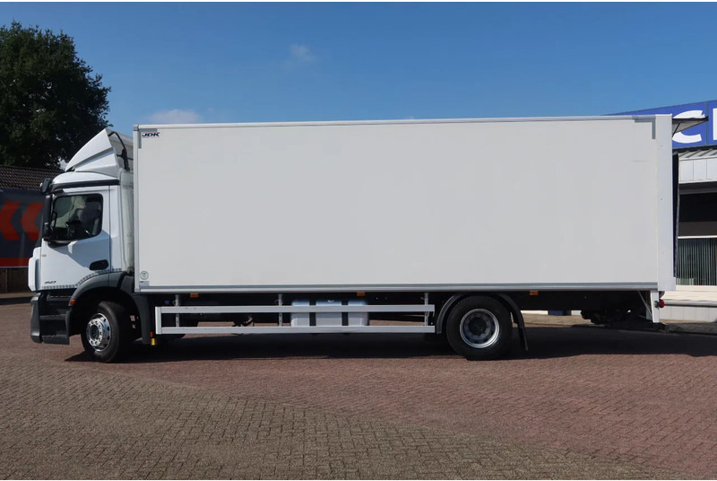 Mercedes-Benz Antos 2127 L Bak + klep 2000 kg Euro 6 - Камион сандучар: слика 4 Mercedes-Benz Antos 2127 L Bak + klep 2000 kg Euro 6 - Камион сандучар: слика 4