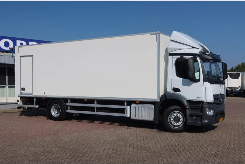 Mercedes-Benz Antos 2127 L Bak + klep 2000 kg Euro 6 - Камион сандучар: слика 3 Mercedes-Benz Antos 2127 L Bak + klep 2000 kg Euro 6 - Камион сандучар: слика 3