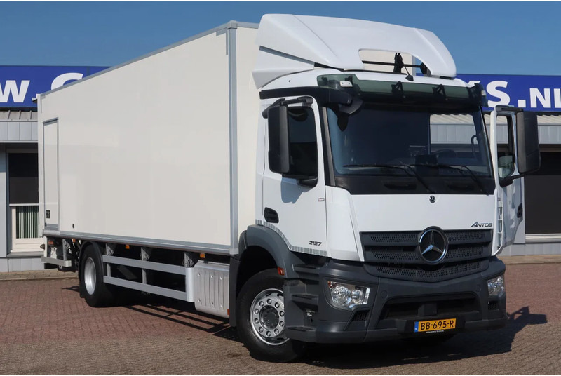 Mercedes-Benz Antos 2127 L Bak + klep 2000 kg Euro 6 - Камион сандучар: слика 2 Mercedes-Benz Antos 2127 L Bak + klep 2000 kg Euro 6 - Камион сандучар: слика 2