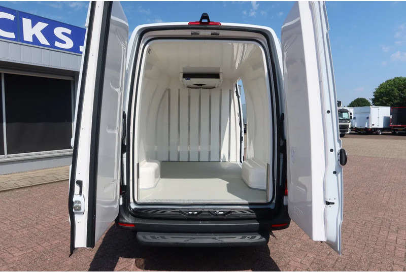 Mercedes-Benz Sprinter 317 Koel/Vries L2/H2 220 Volt stekker - Комбе ладилник: слика 4 Mercedes-Benz Sprinter 317 Koel/Vries L2/H2 220 Volt stekker - Комбе ладилник: слика 4