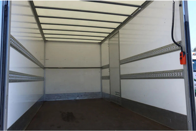 Mercedes-Benz Sprinter 515 CDI - Комбе фургон: слика 4 Mercedes-Benz Sprinter 515 CDI - Комбе фургон: слика 4