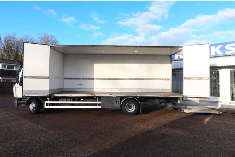 Renault D250 Bakwagen + Laadklep Deuren - Камион сандучар: слика 2 Renault D250 Bakwagen + Laadklep Deuren - Камион сандучар: слика 2