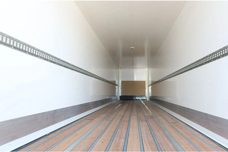 Wielton 3 Asser. Gesloten met Dhollandia klep 2500 kg Lift as - Полуприколка сандучар: слика 4 Wielton 3 Asser. Gesloten met Dhollandia klep 2500 kg Lift as - Полуприколка сандучар: слика 4