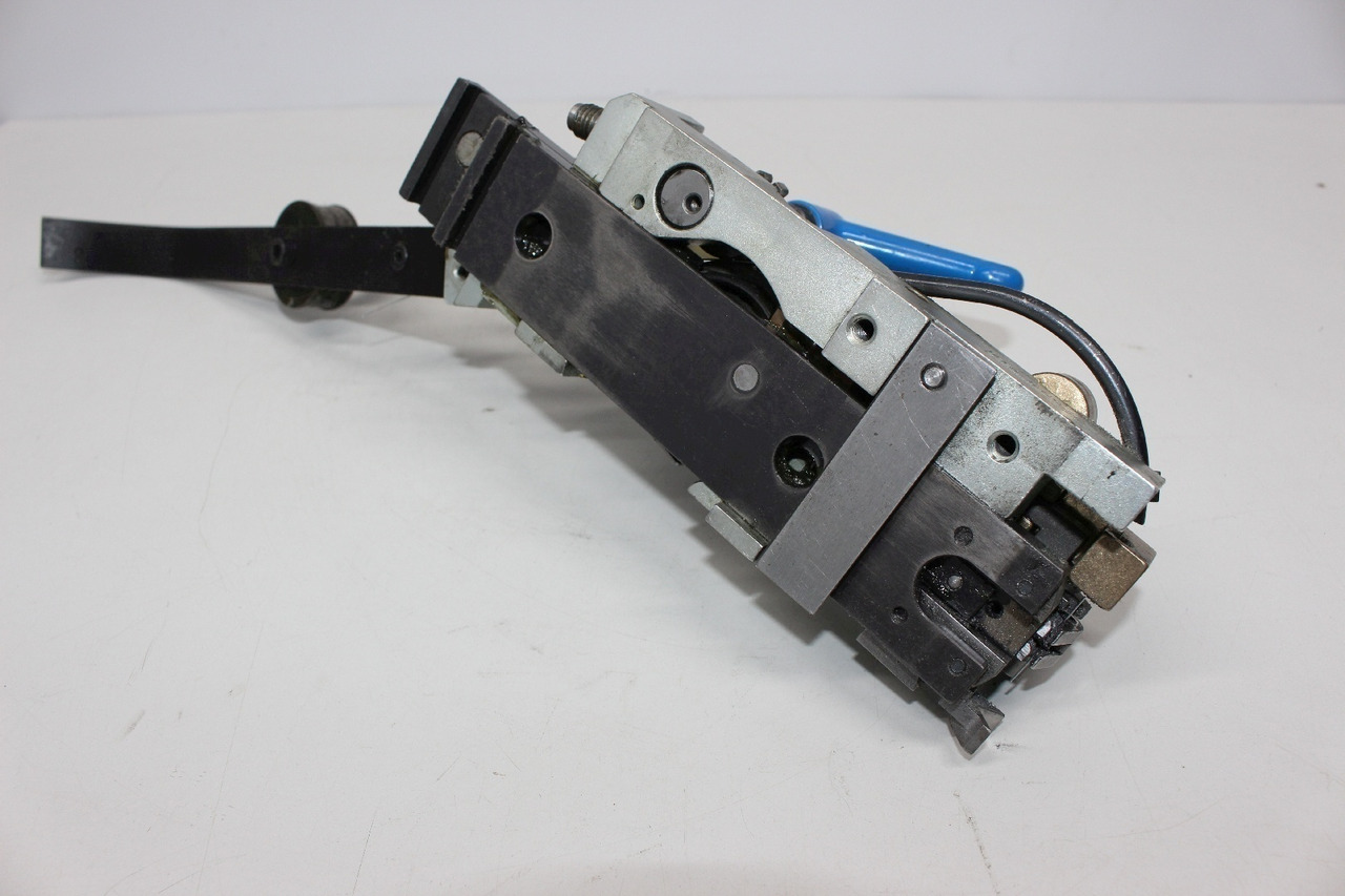 Müller Martini HK 75 0881.8101 - Индустриска опрема: слика 4 Müller Martini HK 75 0881.8101 - Индустриска опрема: слика 4