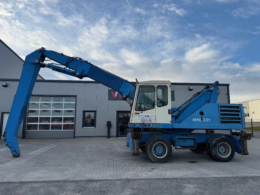 Fuchs MHL 331 - Справувач со отпад/ Индустрија: слика 2 Fuchs MHL 331 - Справувач со отпад/ Индустрија: слика 2